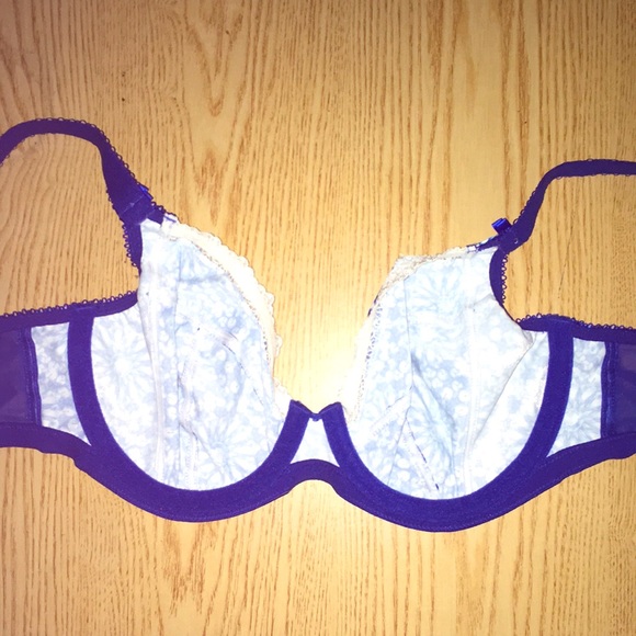 New Elomi Underwire Thck Strap Embroidered Bra Size 36D - Picture 5 of 6